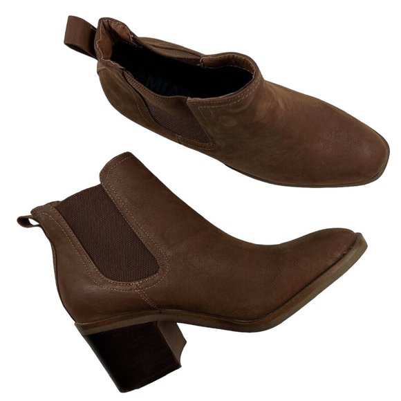 MIA Ankle Boots Size 8.5 Faux Suede Slip On Chelsea Western Block Heel Side Gore - Picture 2 of 11